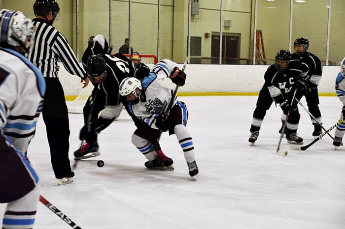 Boys ice hockey: Toms River East tops Southern in Winding River