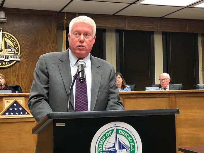 Mayor John G. Ducey gives his budget presentation. (Photo by Judy Smestad-Nunn)