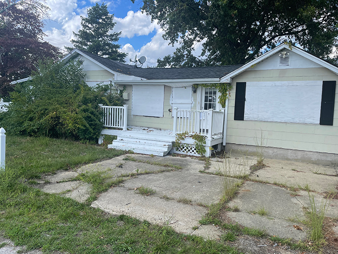 Rules Tightened On Abandoned Homes In Brick