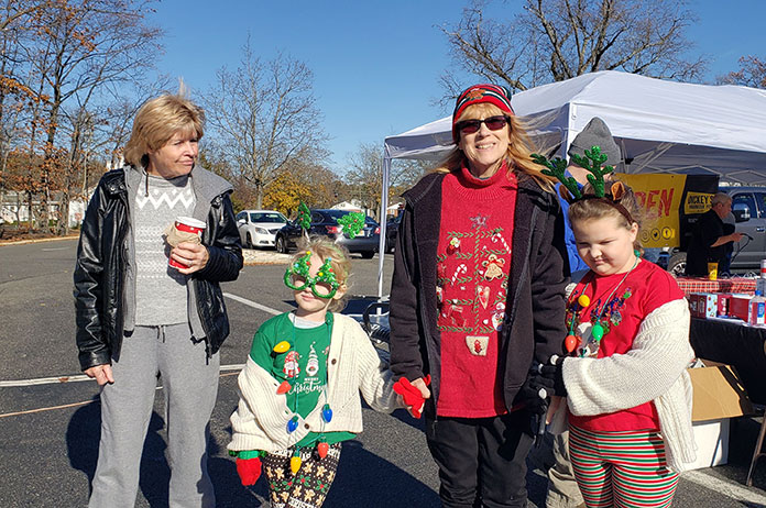 Christmas In The Pines Brings Cheer To Whiting