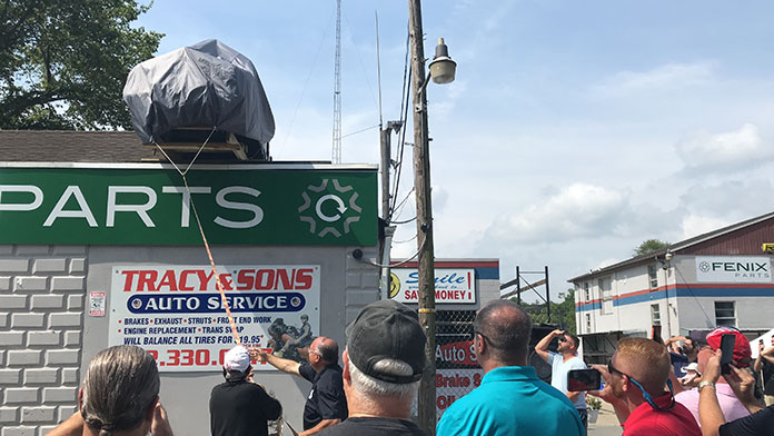 Landmark White Car Returned To Roof