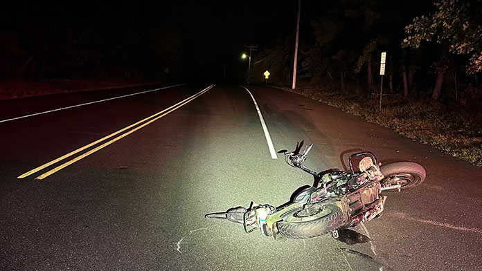 Presumably drunk motorcyclist injured in accident